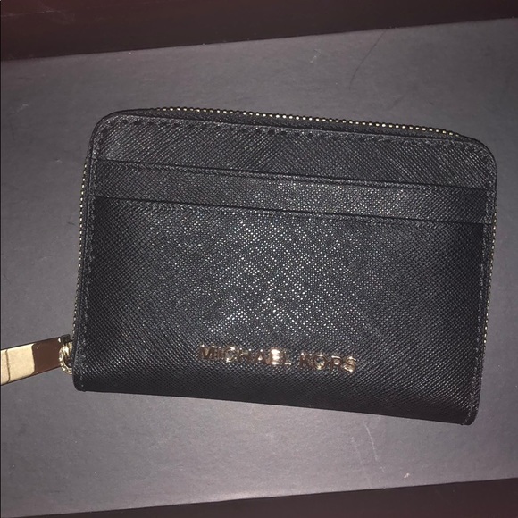 michael kors Handbags - Michael kors cardholder/coin purse